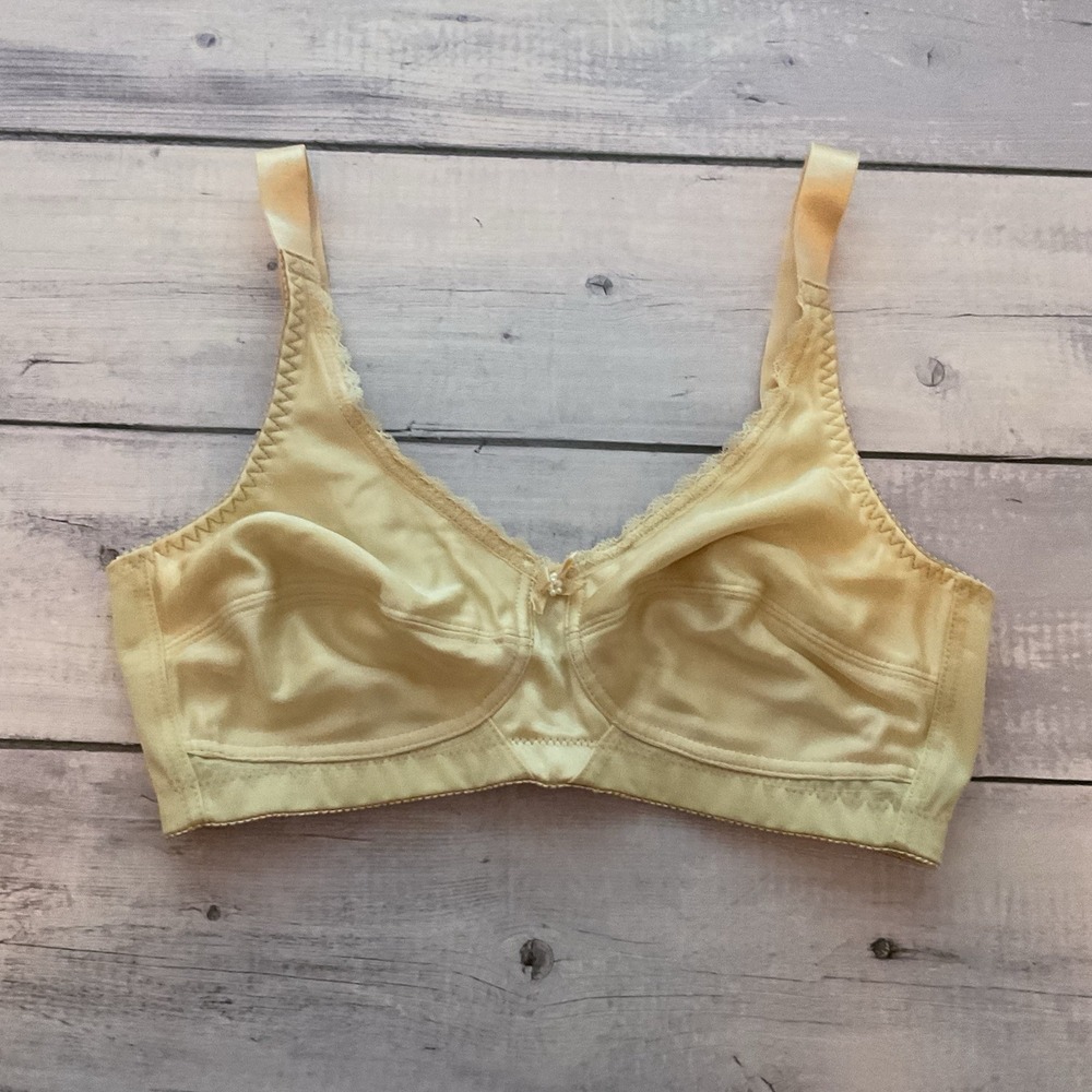 Nearly Me Mastectomy Bra Womens 34C Nude Beige Wireless #6302